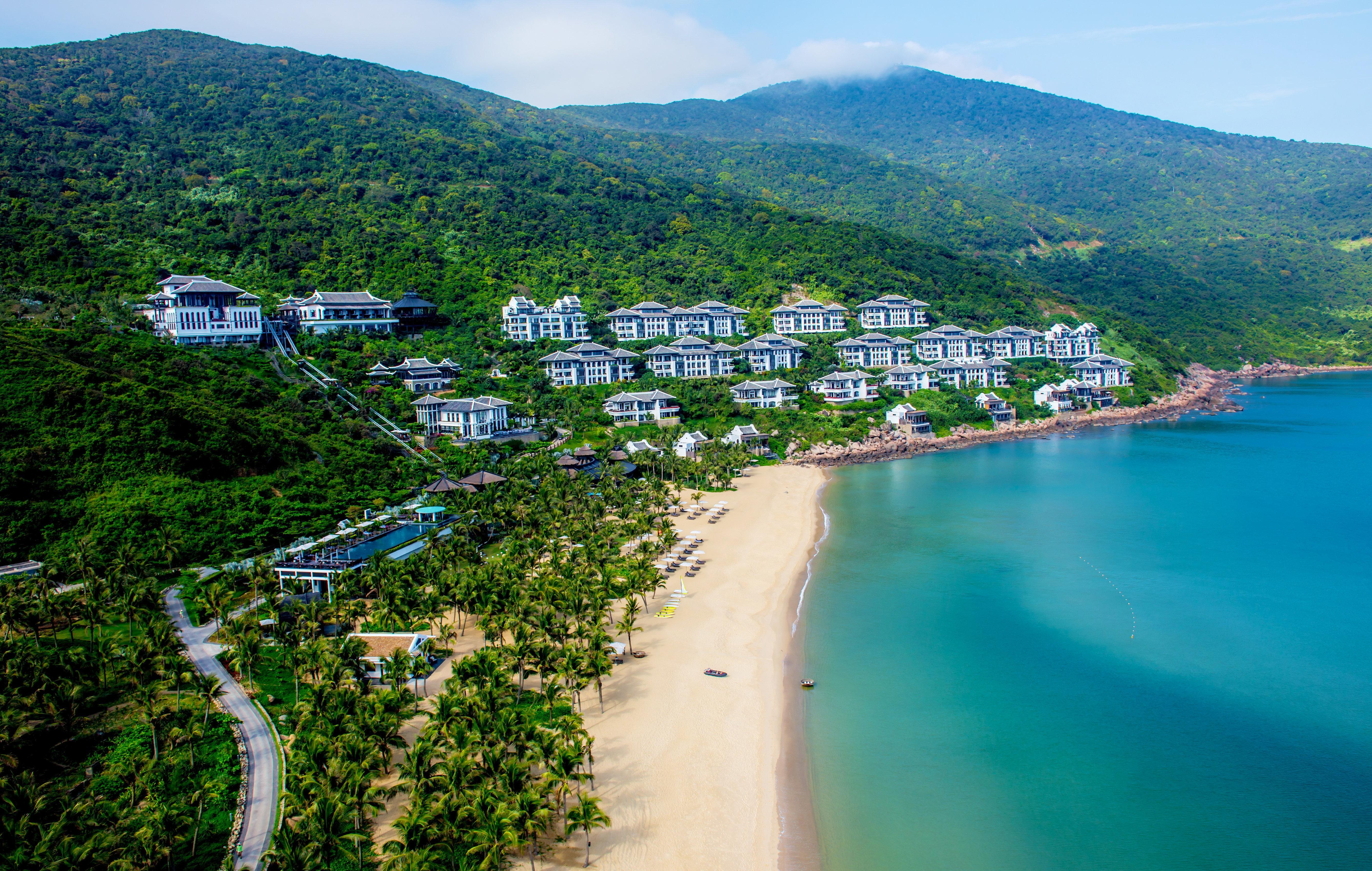 Intercontinental Danang Sun Peninsula Resort, An Ihg Hotel Exterior photo